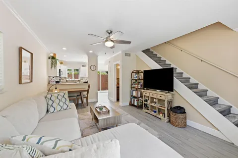 47 NE 20th Court #1H