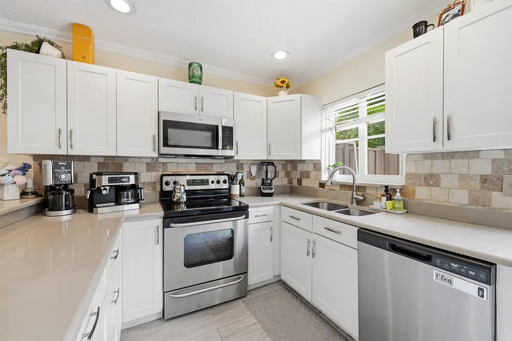 47 NE 20th Court #1H Wilton Manors, FL 33305
