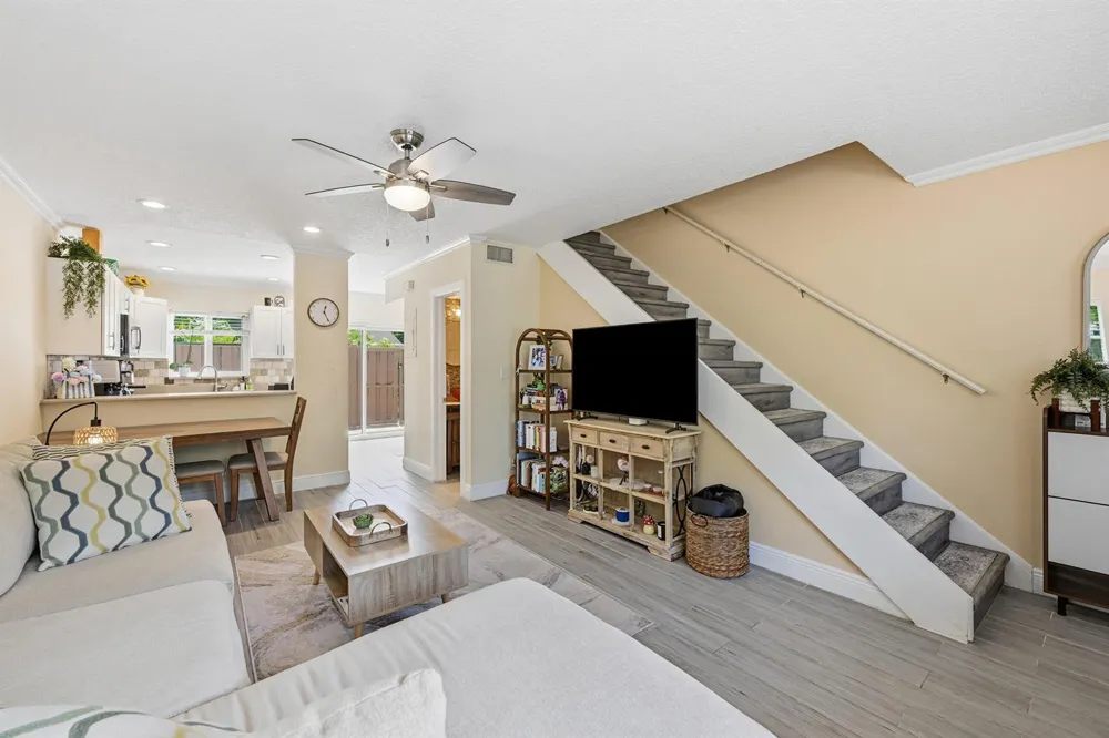 47 NE 20th Court #1H Wilton Manors, FL 33305