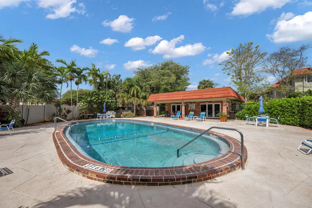 47 NE 20th Court #1H Wilton Manors, FL 33305