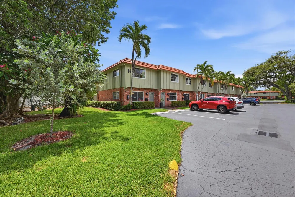 47 NE 20th Court #1H Wilton Manors, FL 33305