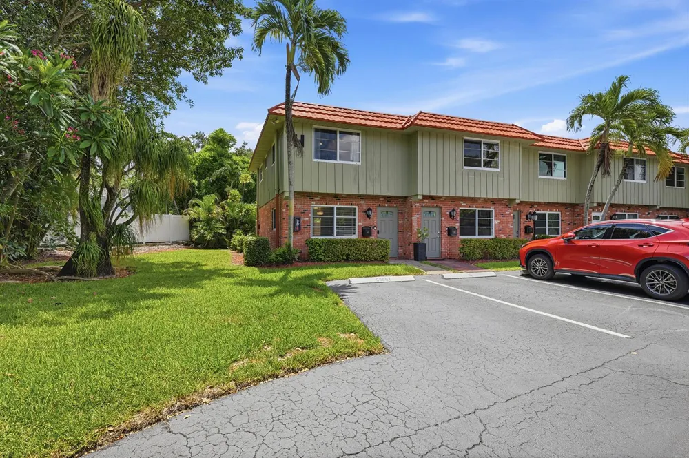 47 NE 20th Court #1H Wilton Manors, FL 33305