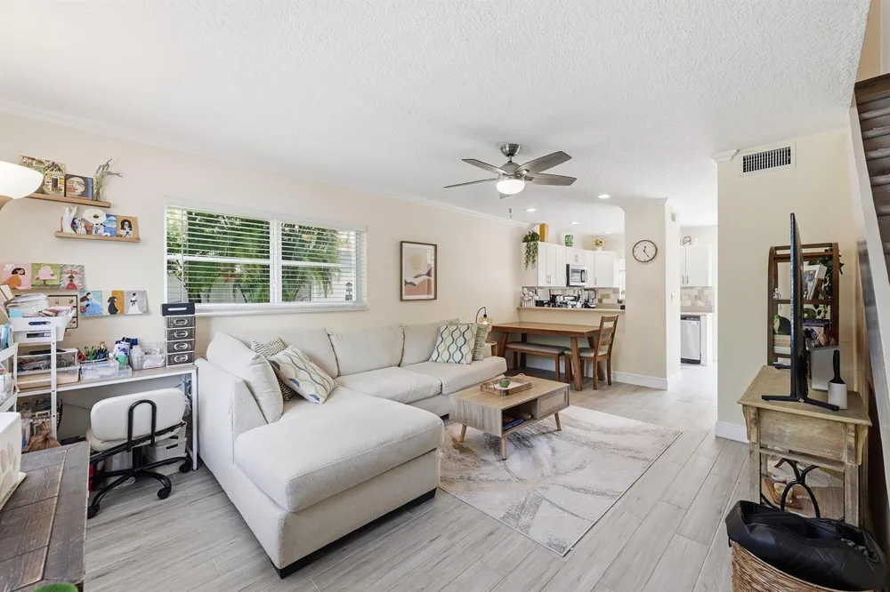 47 NE 20th Court #1H Wilton Manors, FL 33305