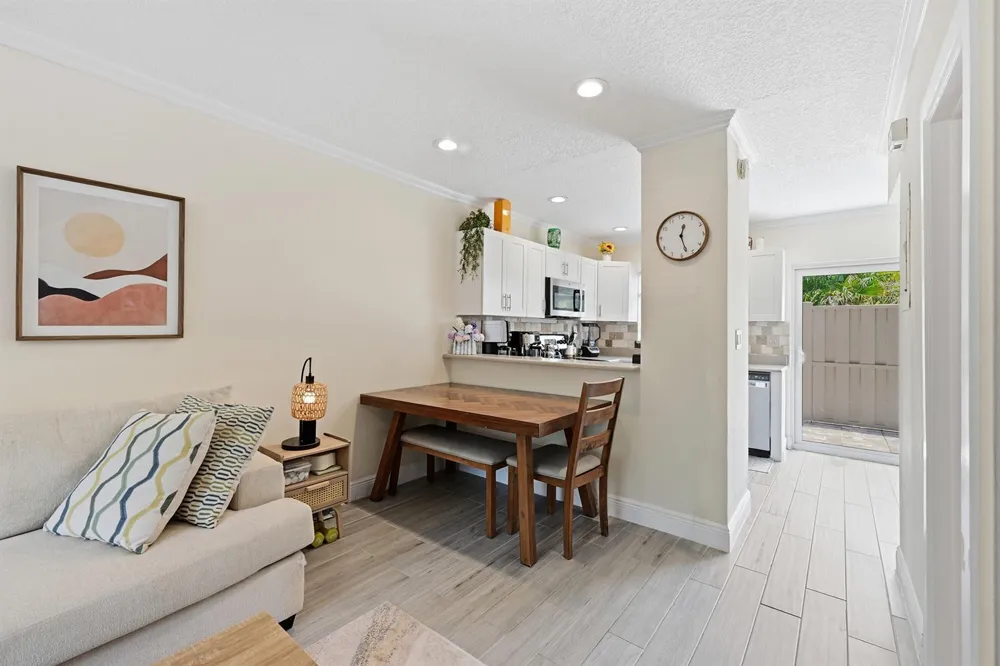 47 NE 20th Court #1H Wilton Manors, FL 33305