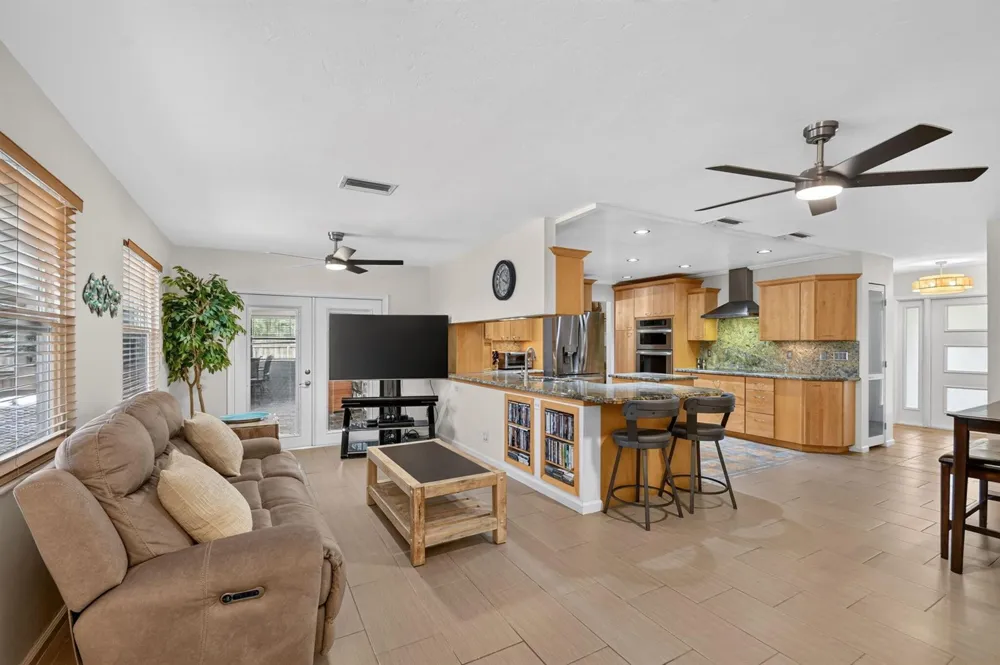 93 Santa Monica Avenue Royal Palm Beach, FL 33411