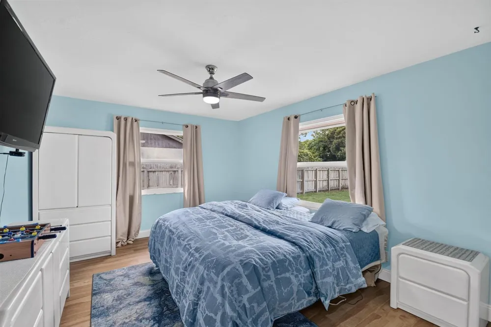 93 Santa Monica Avenue Royal Palm Beach, FL 33411