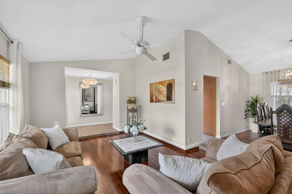 93 Santa Monica Avenue Royal Palm Beach, FL 33411