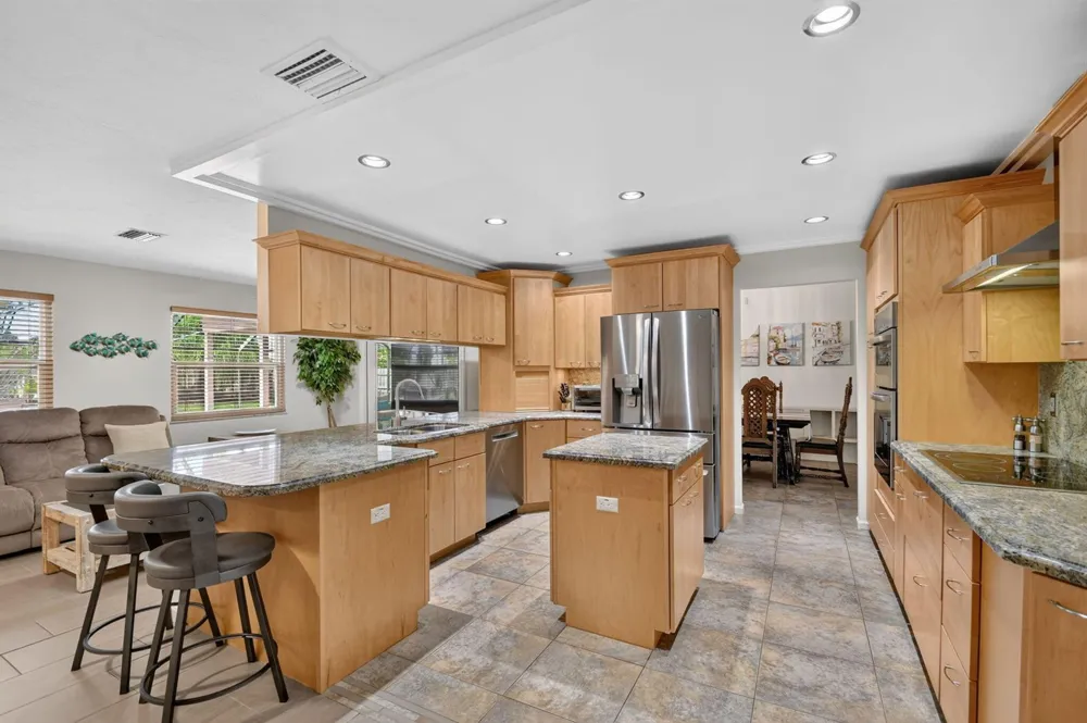 93 Santa Monica Avenue Royal Palm Beach, FL 33411