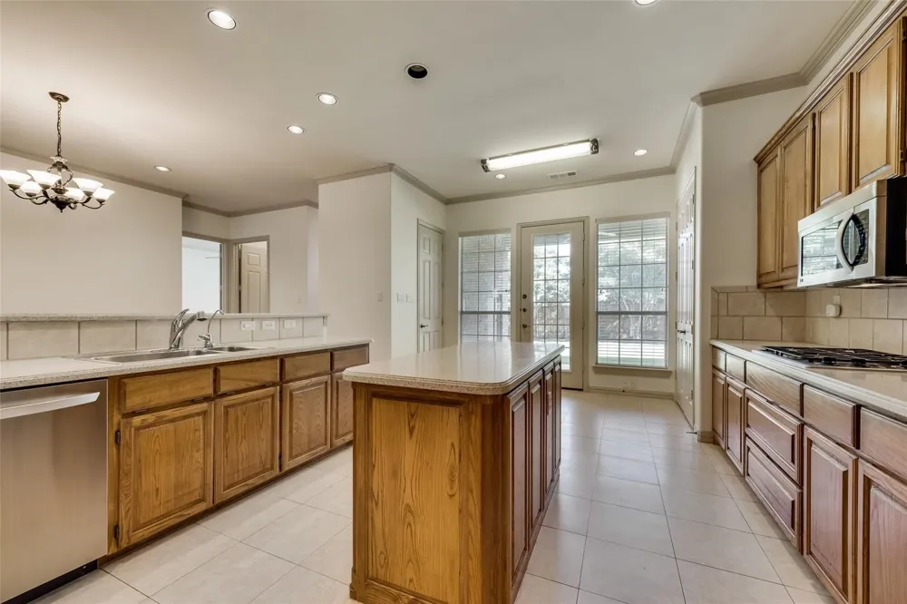 120 Cambridge Court Heath, TX 75032