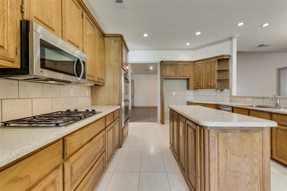 120 Cambridge Court Heath, TX 75032
