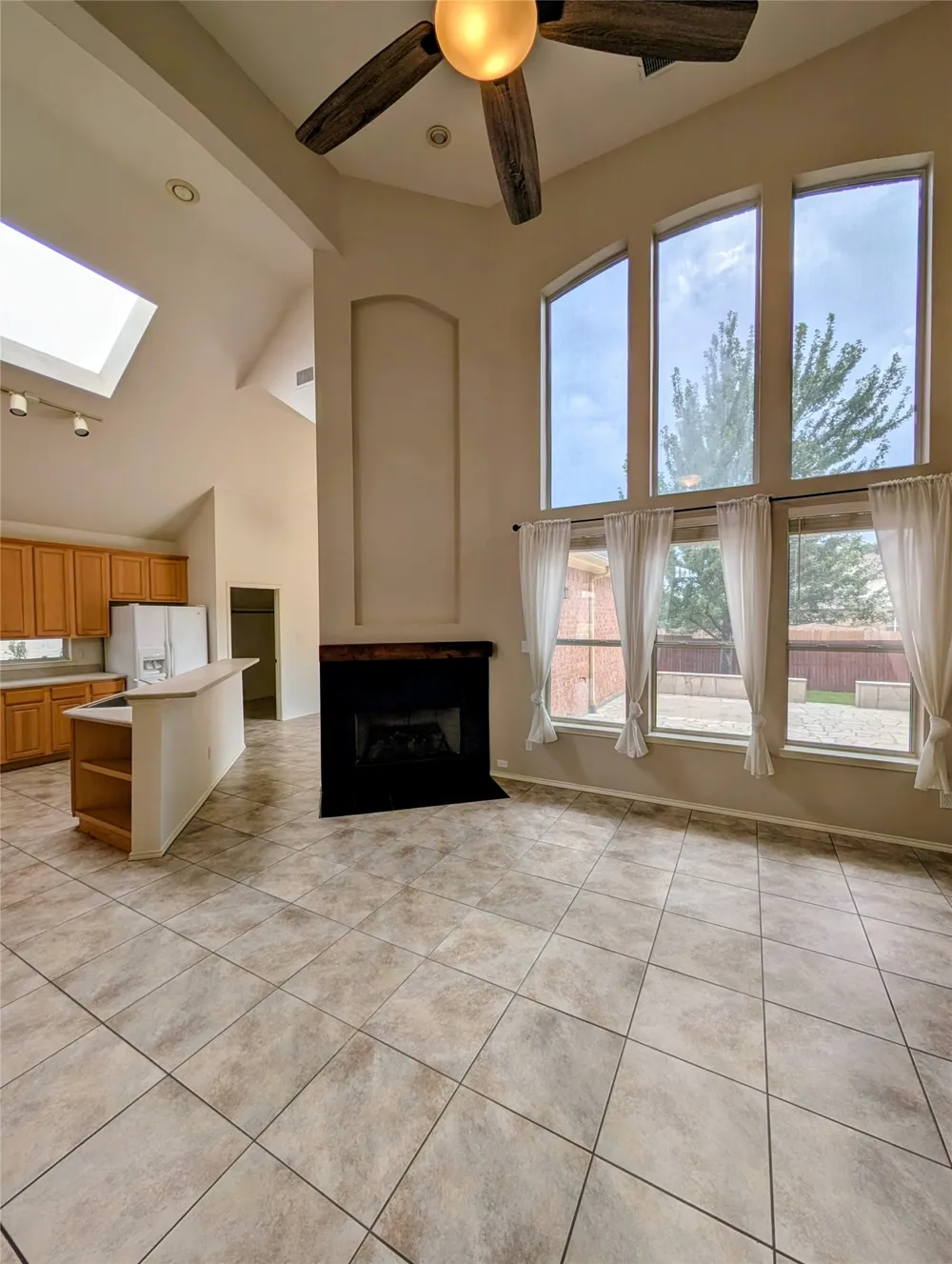 427 Rainforest Court Murphy, TX 75094