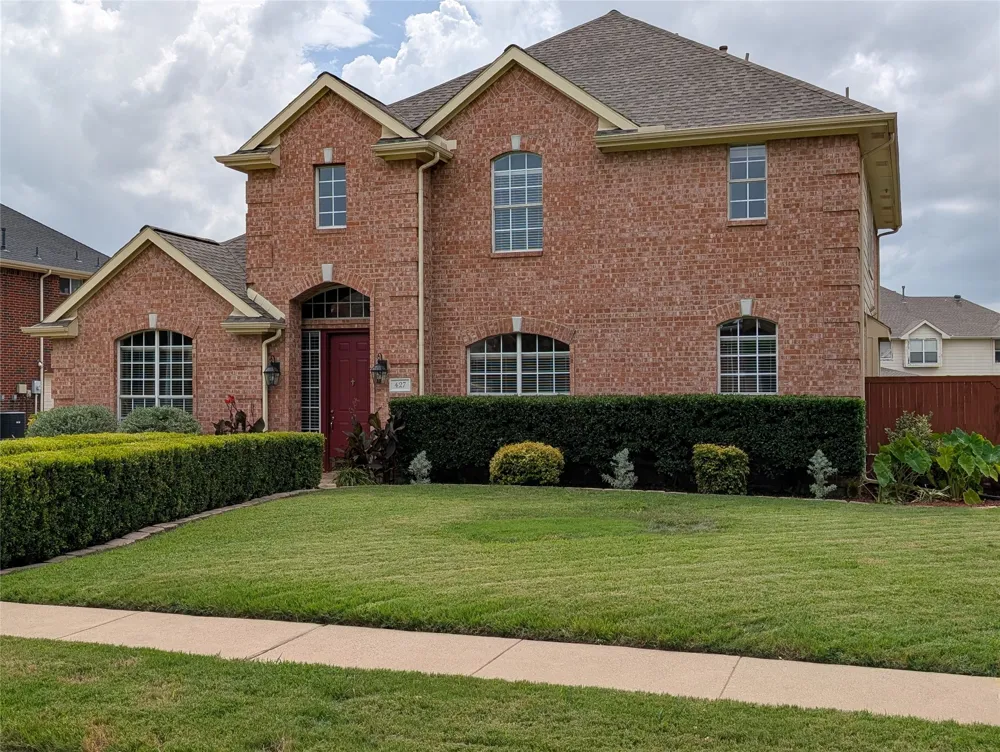 427 Rainforest Court Murphy, TX 75094