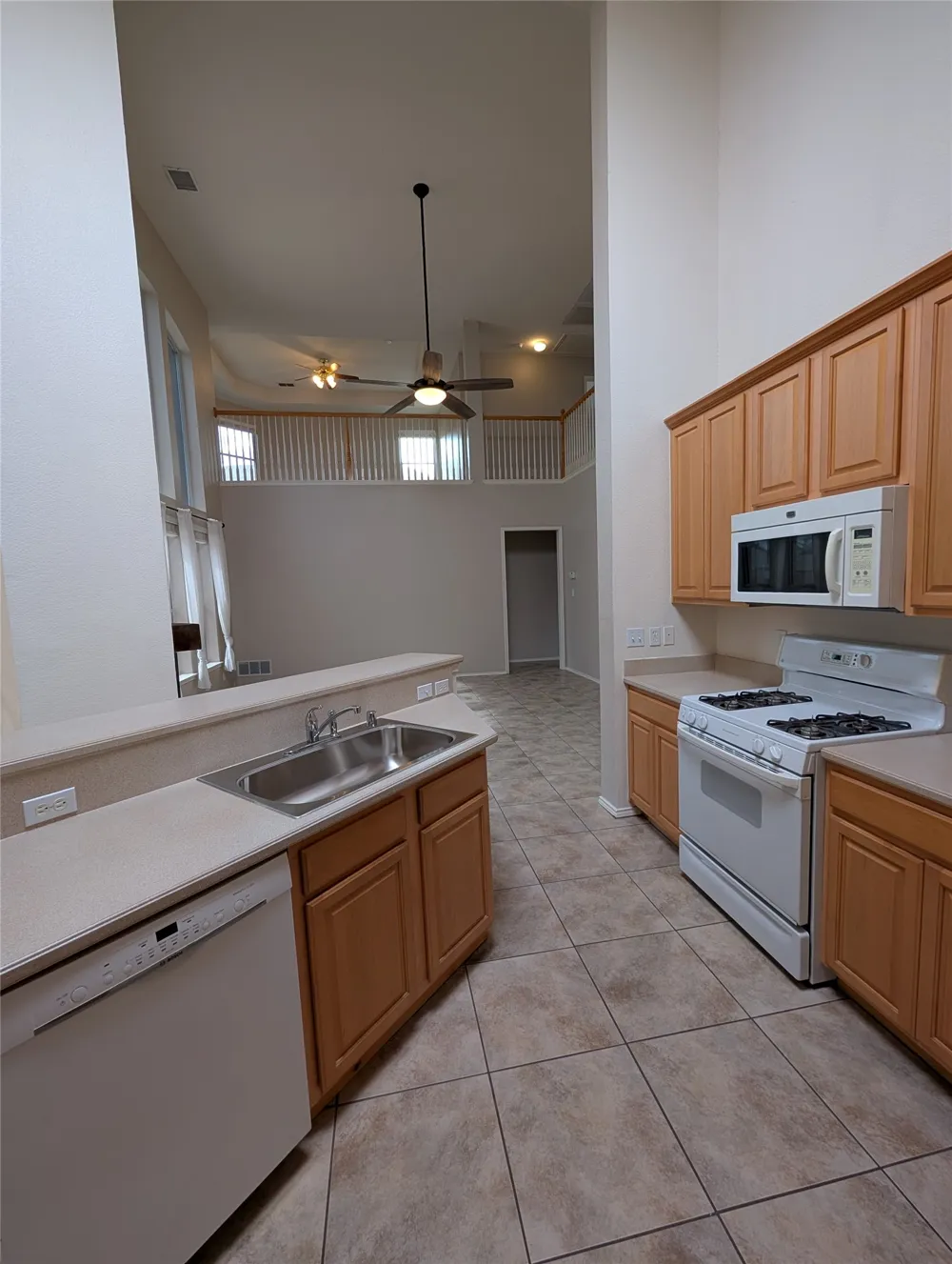 427 Rainforest Court Murphy, TX 75094