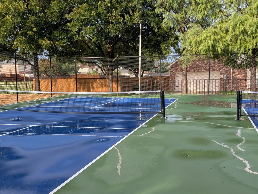 427 Rainforest Court Murphy, TX 75094