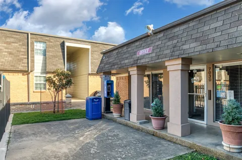 7048 Glenview Drive #44
