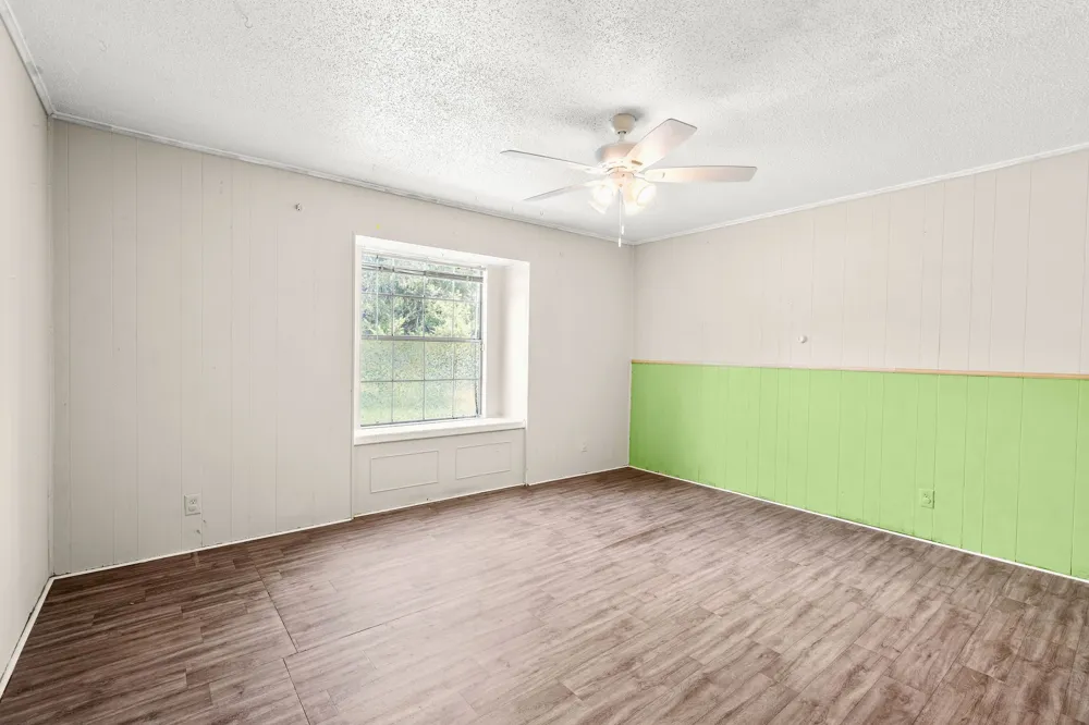 1006 Spring Street Longview, TX 75604