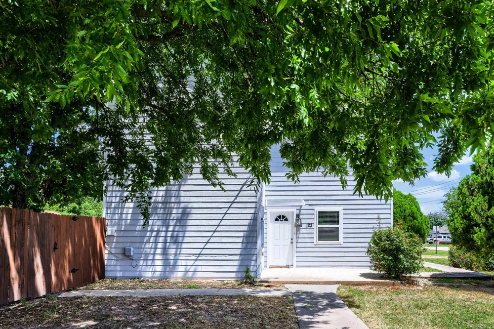 123 S 2nd Street Sanger, TX 76266