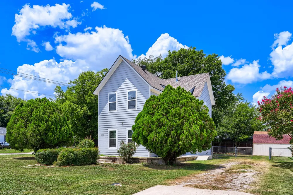 123 S 2nd Street Sanger, TX 76266