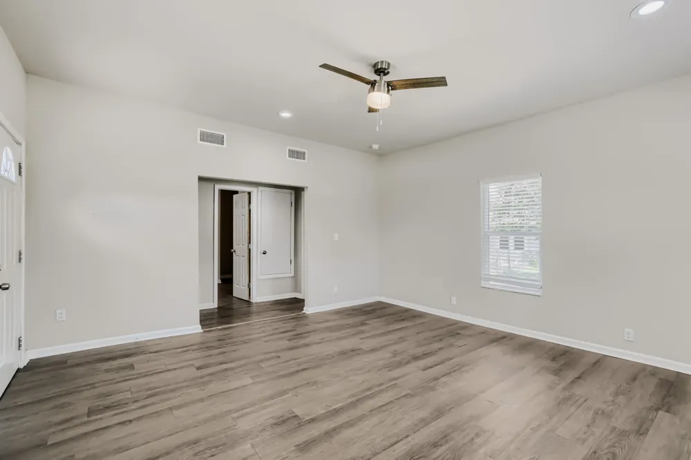 123 S 2nd Street Sanger, TX 76266