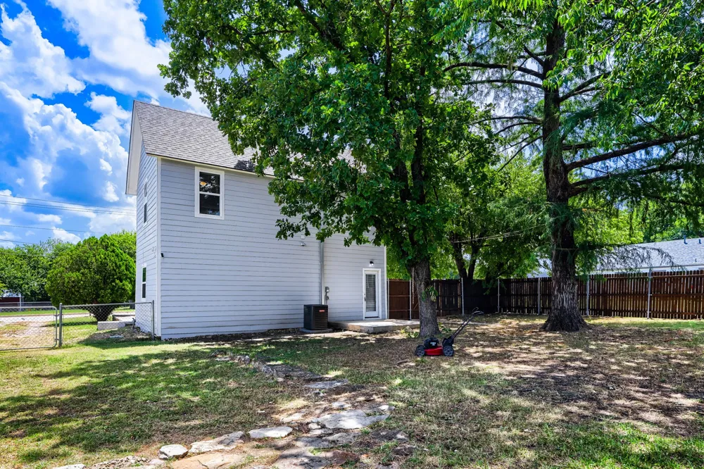 123 S 2nd Street Sanger, TX 76266