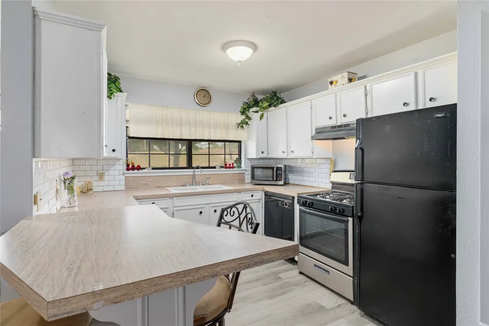 908 W 2nd Street Coleman, TX 76834