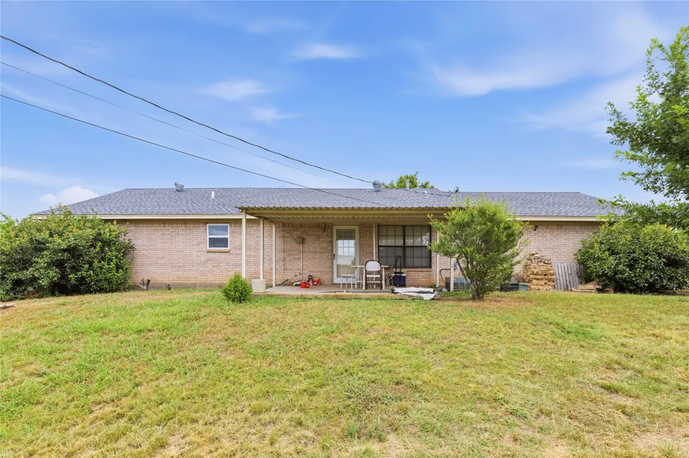 908 W 2nd Street Coleman, TX 76834