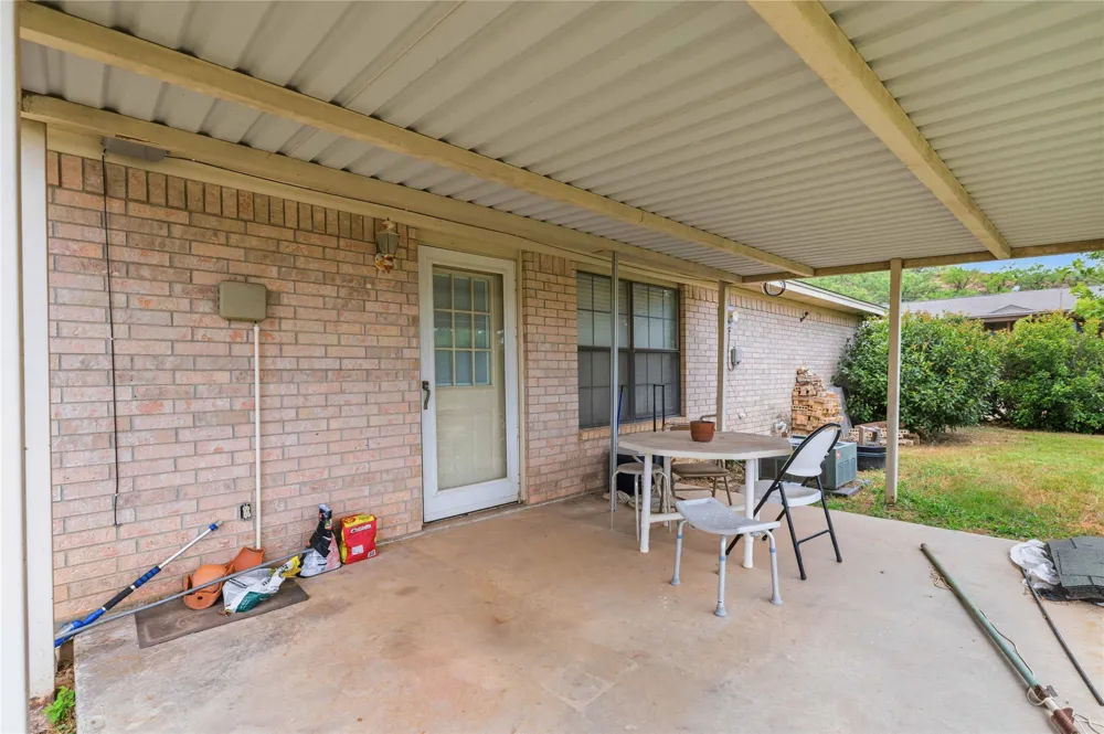 908 W 2nd Street Coleman, TX 76834