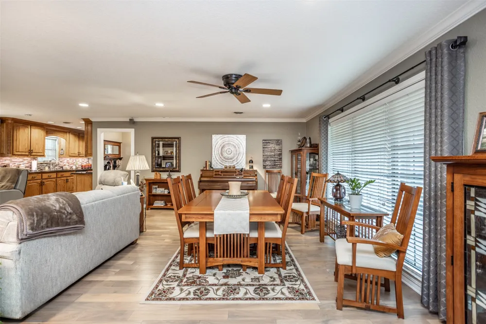 415 Rosedale Drive Gainesville, TX 76240