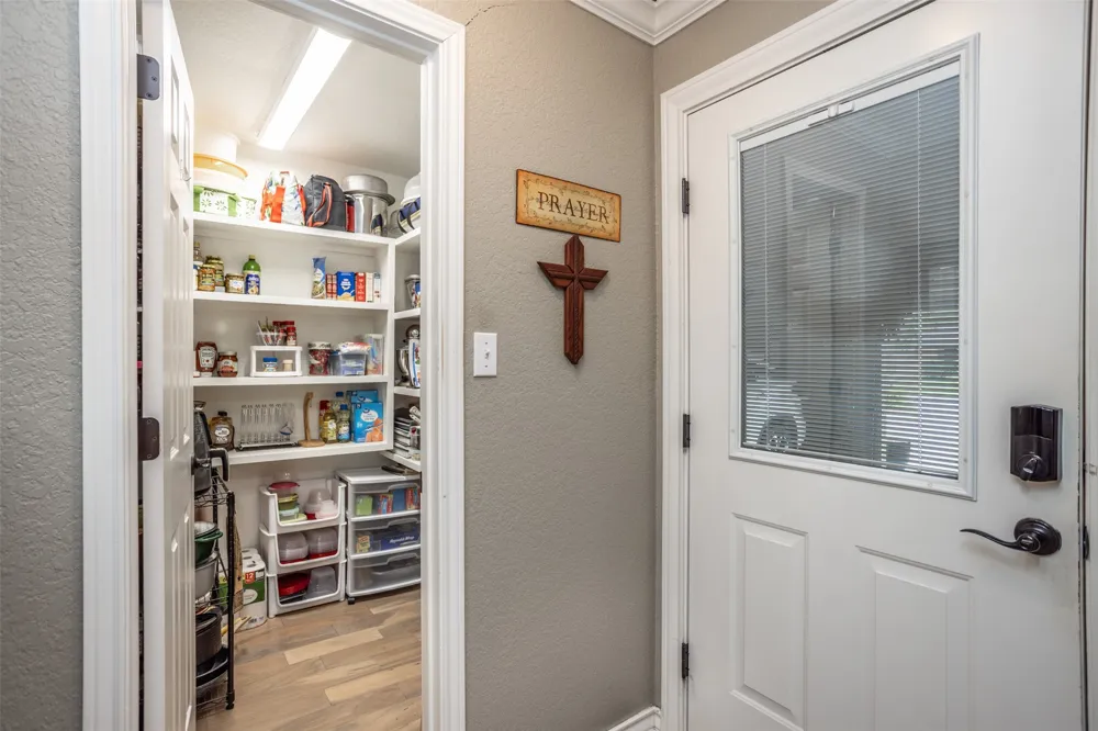 415 Rosedale Drive Gainesville, TX 76240