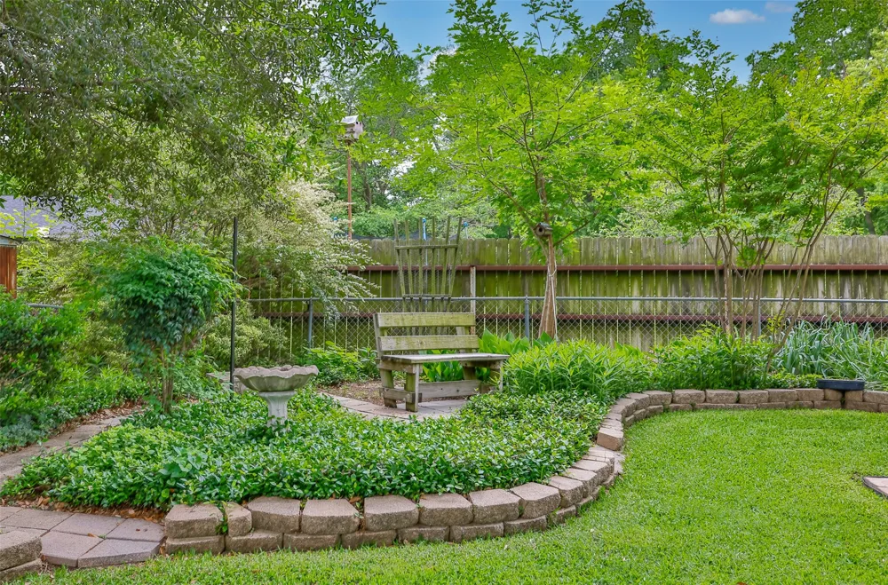415 Rosedale Drive Gainesville, TX 76240