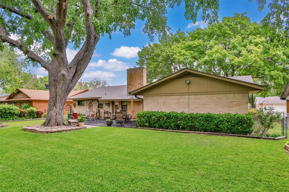 415 Rosedale Drive Gainesville, TX 76240