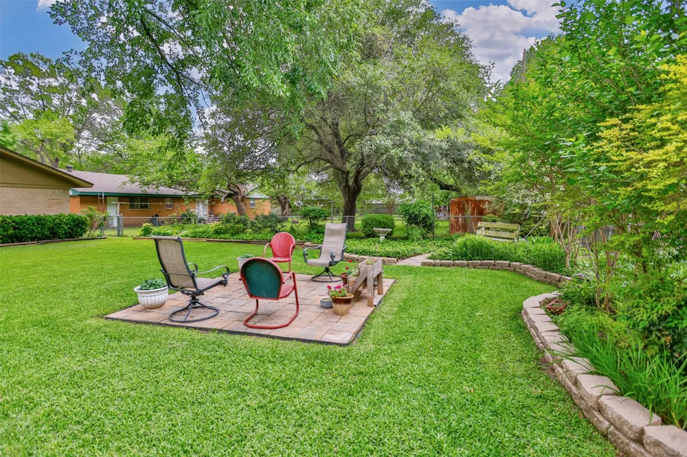 415 Rosedale Drive Gainesville, TX 76240