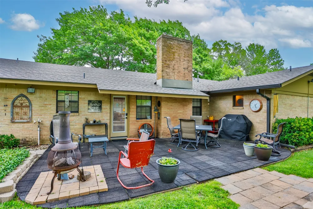 415 Rosedale Drive Gainesville, TX 76240