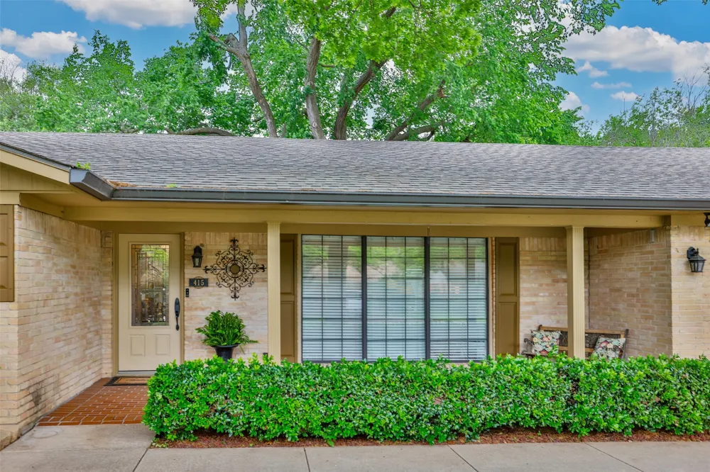 415 Rosedale Drive Gainesville, TX 76240