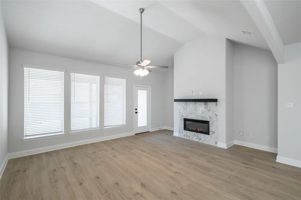 3517 Geranium Lane Venus, TX 76084