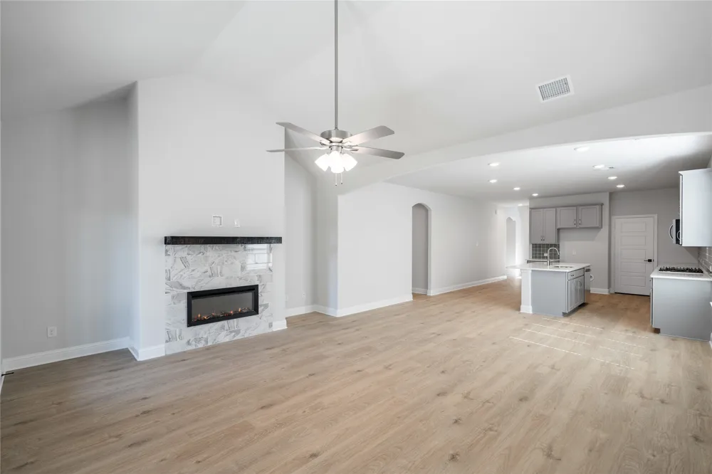 3517 Geranium Lane Venus, TX 76084