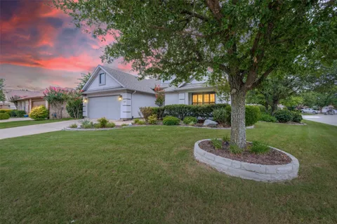 9633 Applewood Trail