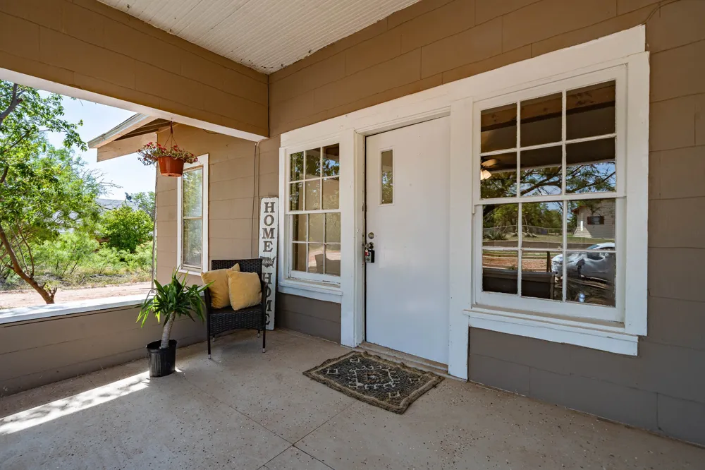 720 E Mcharg Street Stamford, TX 79553