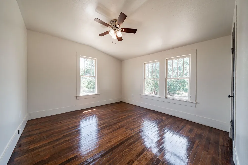 720 E Mcharg Street Stamford, TX 79553