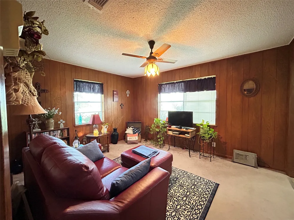 409 County Road 1167 Brashear, TX 75420