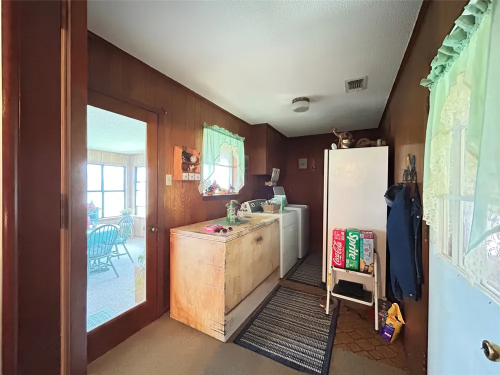 409 County Road 1167 Brashear, TX 75420