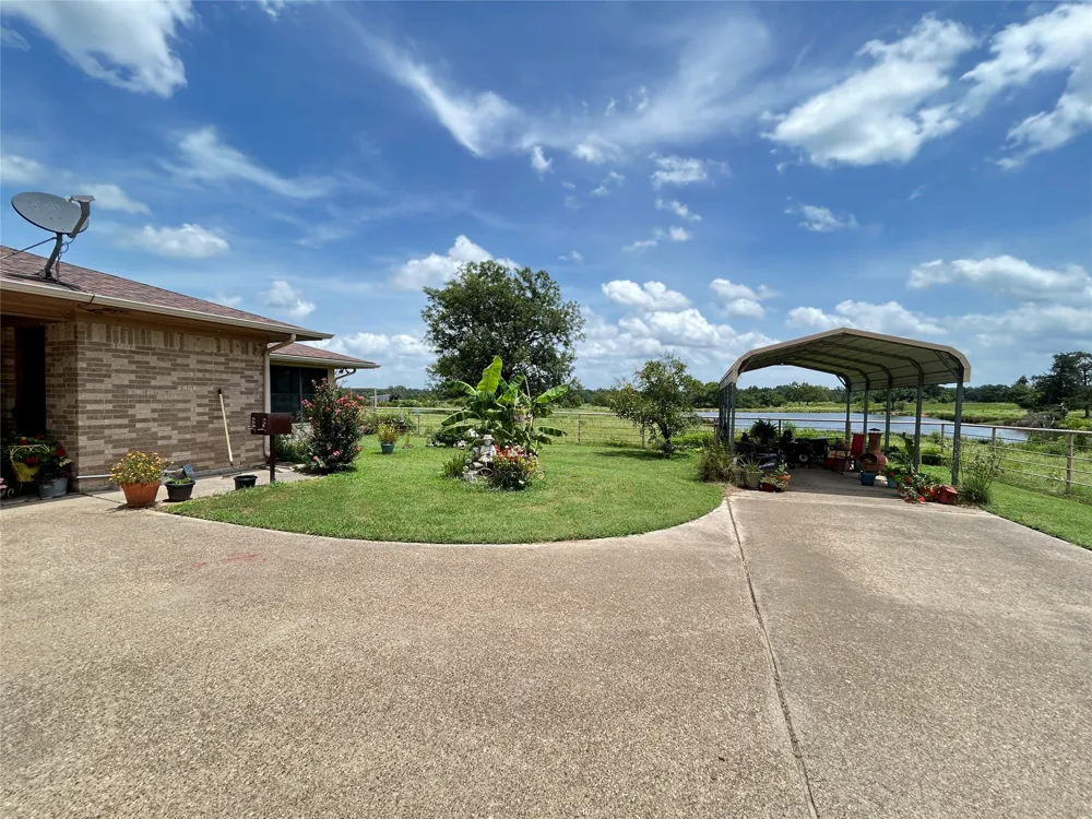 409 County Road 1167 Brashear, TX 75420