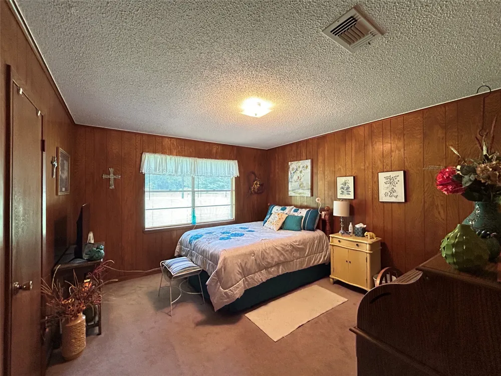 409 County Road 1167 Brashear, TX 75420