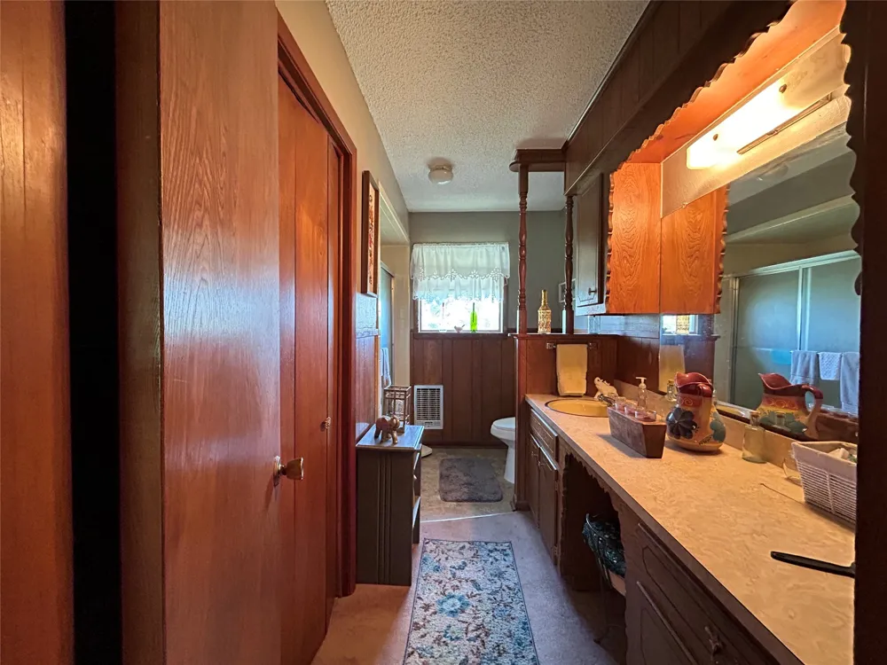 409 County Road 1167 Brashear, TX 75420