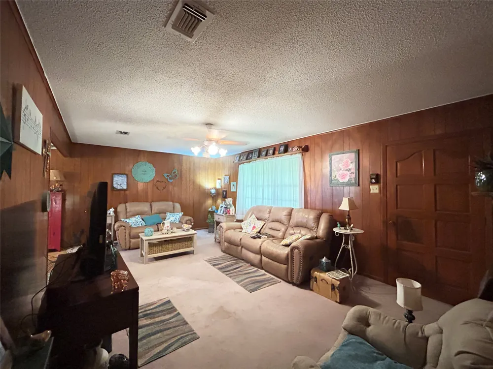 409 County Road 1167 Brashear, TX 75420