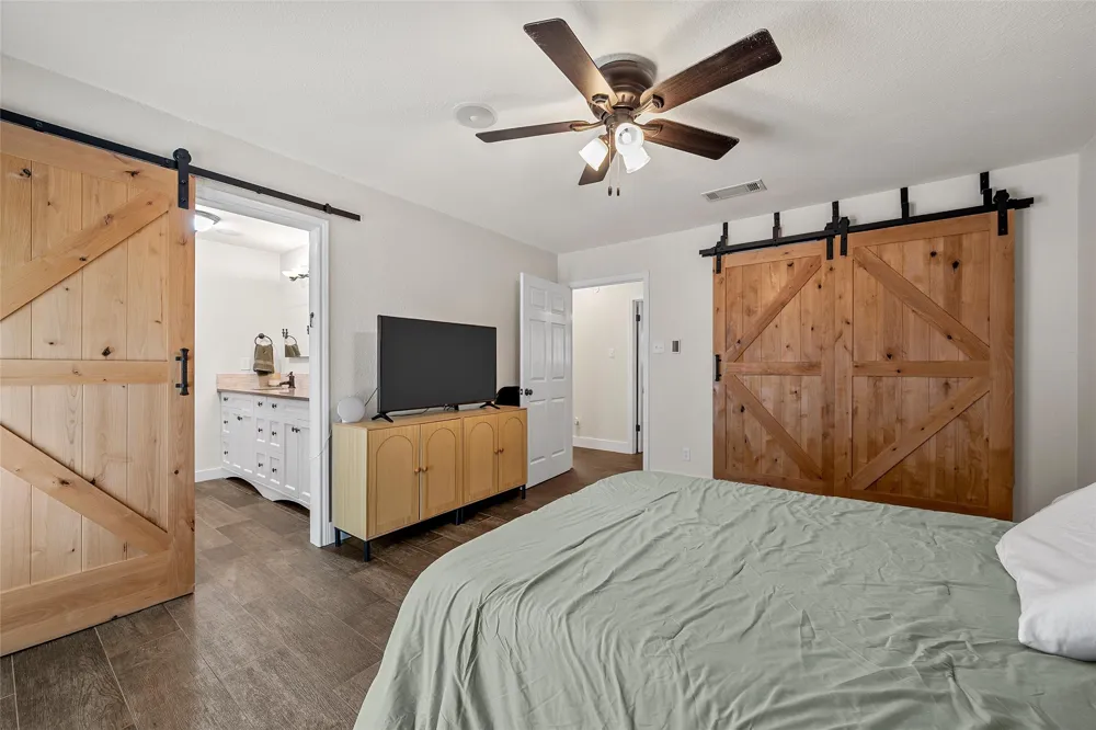 401 Avenue V Clifton, TX 76634