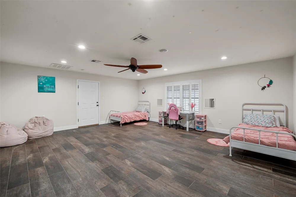 401 Avenue V Clifton, TX 76634