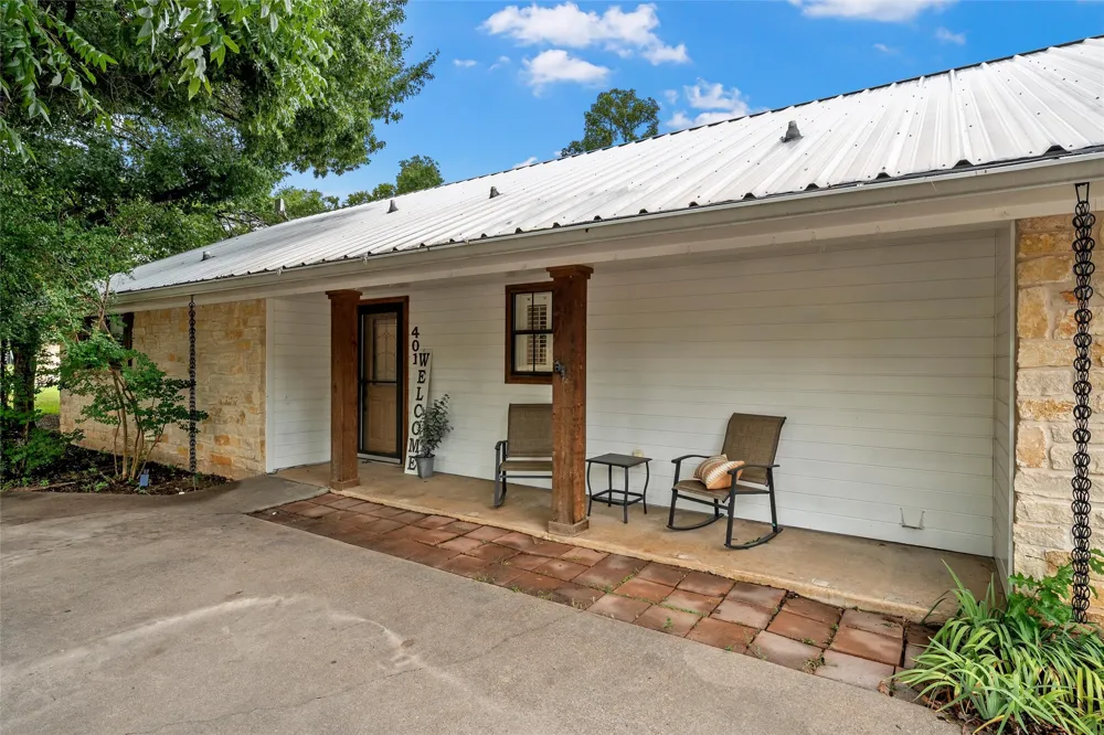 401 Avenue V Clifton, TX 76634