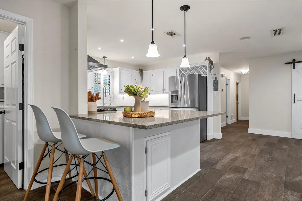 401 Avenue V Clifton, TX 76634