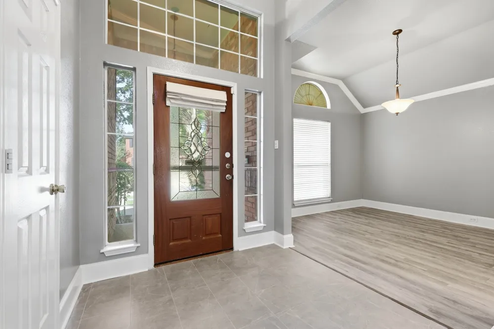 1718 Creek Valley Road Mesquite, TX 75181